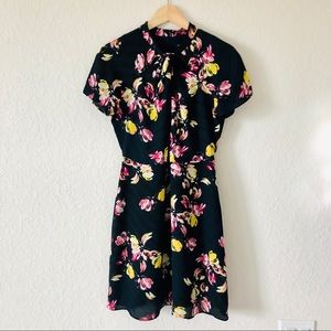 BANANA REPUBLIC FACTORY Floral Print Knot Neck 4P